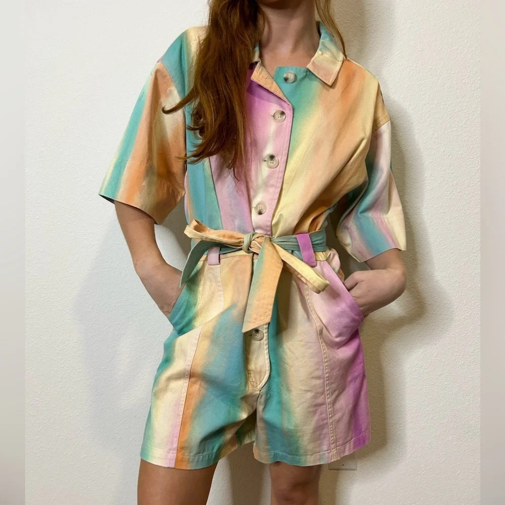 Current Air women’s rainbow short sleeve pastel button up, summer romper Size M